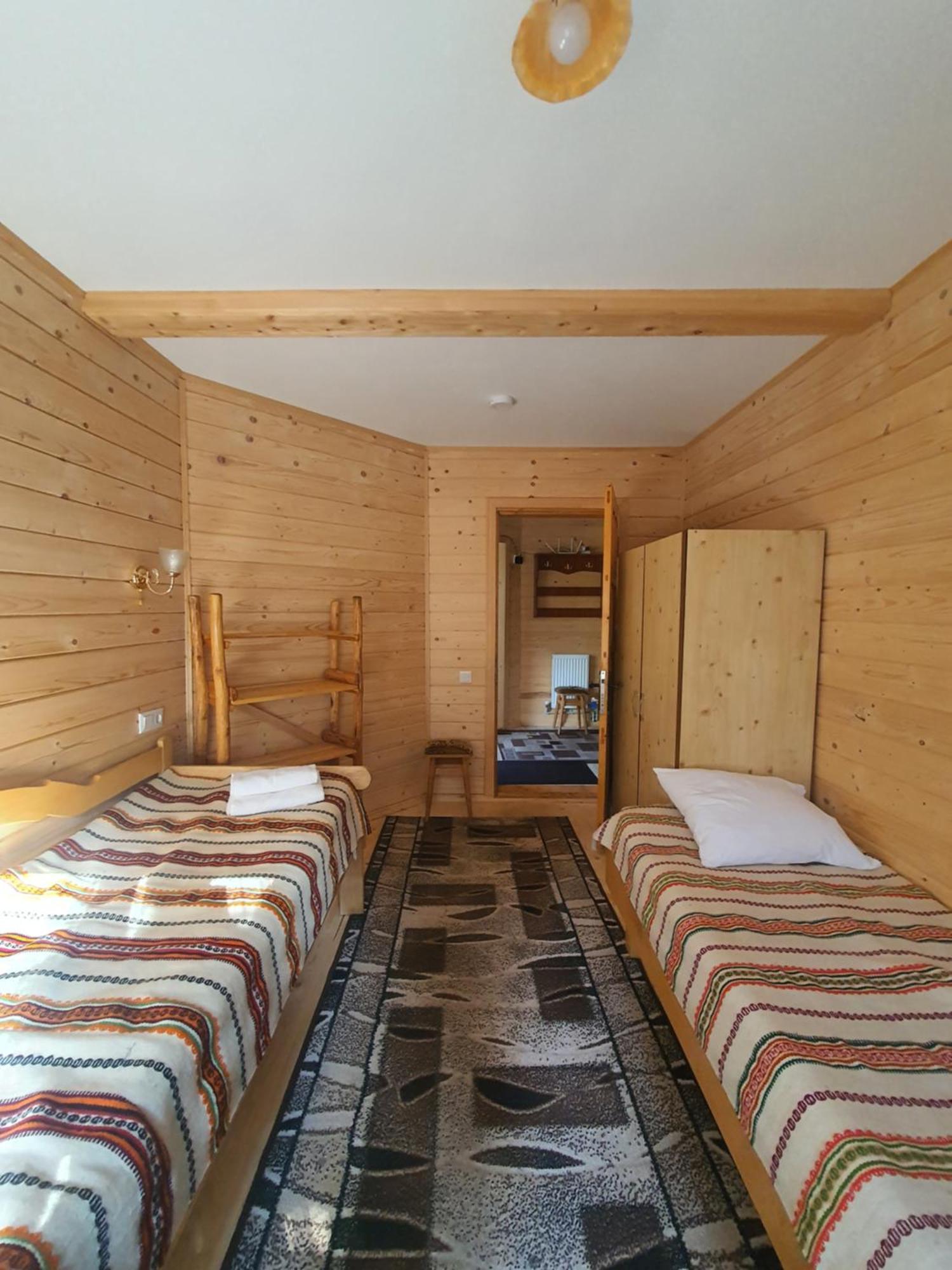 Садиба Nad Prutom Jaremtje Exteriör bild